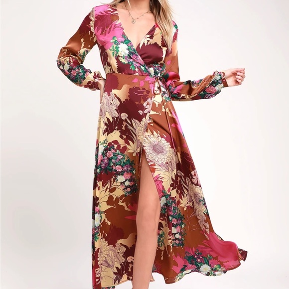 Lulu’s Maxi Dress - Picture 4 of 4